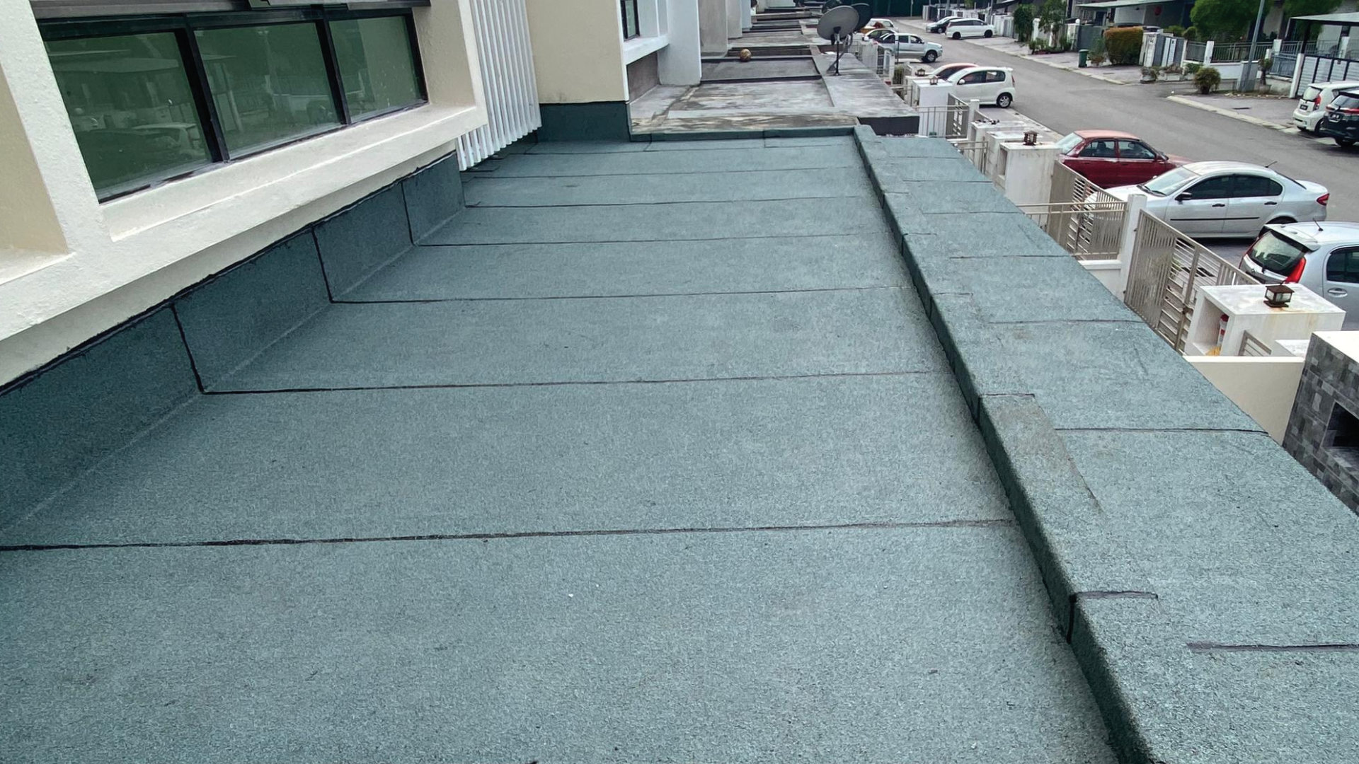 Car porch 1 – torch on system (mineral membrane) – after work