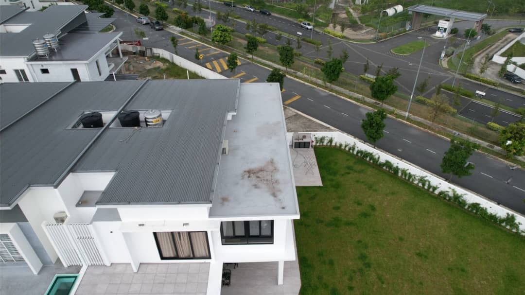 Rooftop 4 torch on system (mineral membrane) before